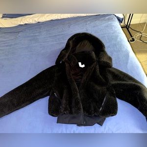 Foxy Sherpa Jacket ALO